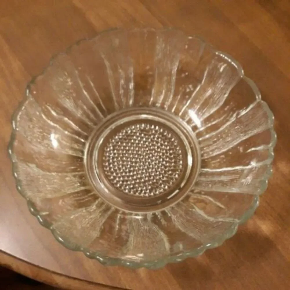 Anchor Hocking Clear Country Estate Sunflower Chip Bowl